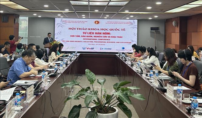 Hợp tác quốc tế mở rộng mạng lưới sưu tầm tư liệu Hán Nôm - Ảnh 1.