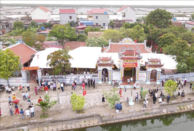 Nghề làm muối truyền thống của xã Thụy Hải (Thái Bình) là Di sản văn hóa phi vật thể Quốc gia - Ảnh 1.