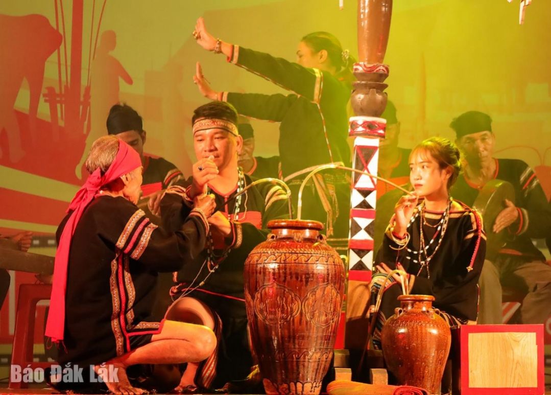 Đắk Lắk: Tiếp nối mạch nguồn di sản văn hóa - Ảnh 2.