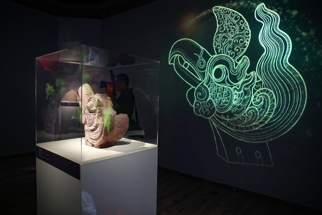 Chiêm ngưỡng di sản Phật giáo thời Lý qua công nghệ 3D mapping tại Bảo tàng Lịch sử quốc gia - Ảnh 14.