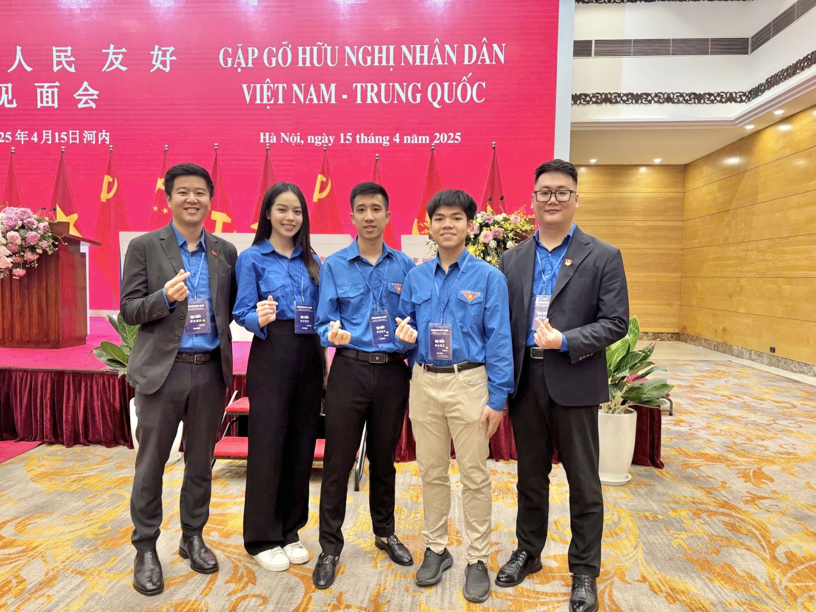 Thanh niên Việt Nam rèn tâm trong, luyện trí sáng, xây lực cường noi gương Bác Hồ - Ảnh 10.