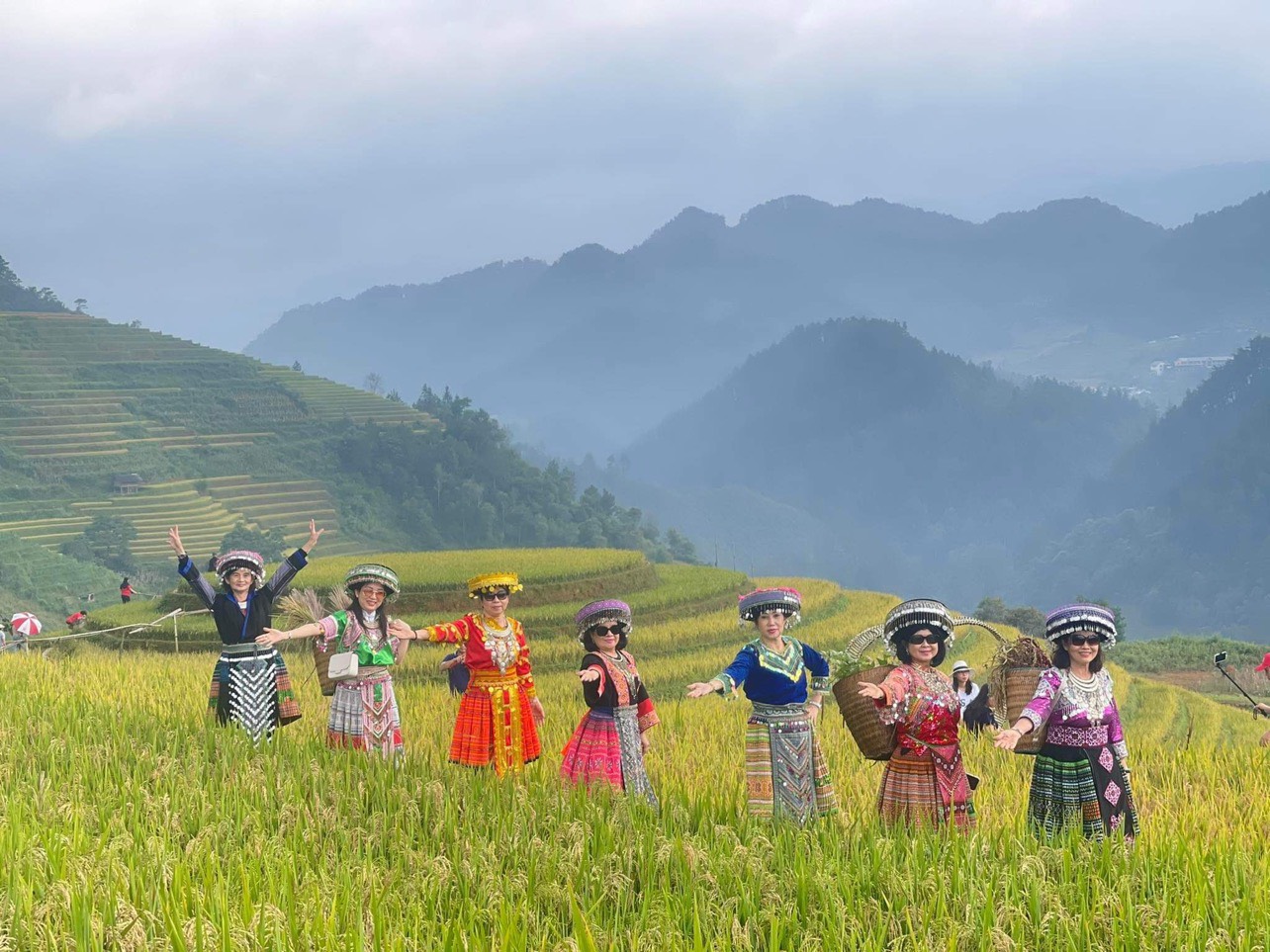 Du lịch, hàng không rộn ràng vào mùa cao điểm Hè 2025 - Ảnh 1.
