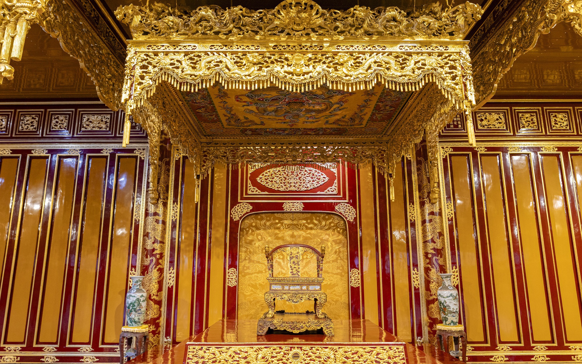 Trung tâm Bảo tồn Di tích Cố đô Huế báo cáo vụ Ngai vua triều Nguyễn bị xâm hại