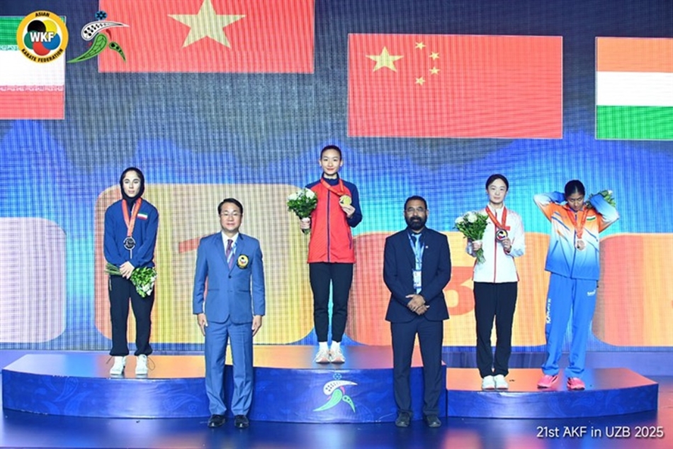 Karate Việt Nam giành 3 HCV tại giải vô địch châu Á 2025 - Ảnh 1.