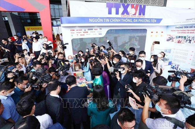 Dự thảo Luật Báo chí (sửa đổi): Xây dựng Tổ hợp báo chí truyền thông đóng vai trò định hướng dư luận xã hội - Ảnh 1.