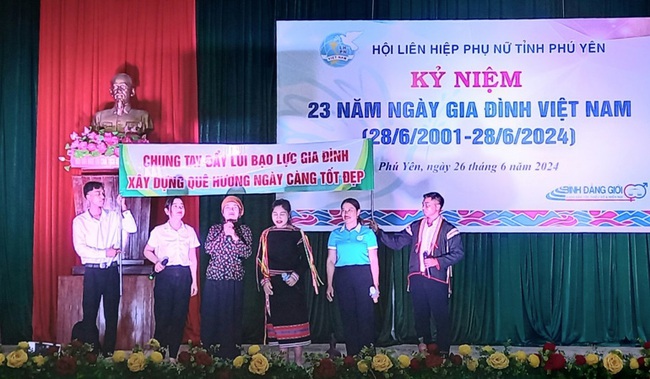 Phú Yên: Thực hiện hiệu quả công tác tuyên truyền, phổ biến giáo dục về Luật Phòng, chống bạo lực gia đình - Ảnh 1.