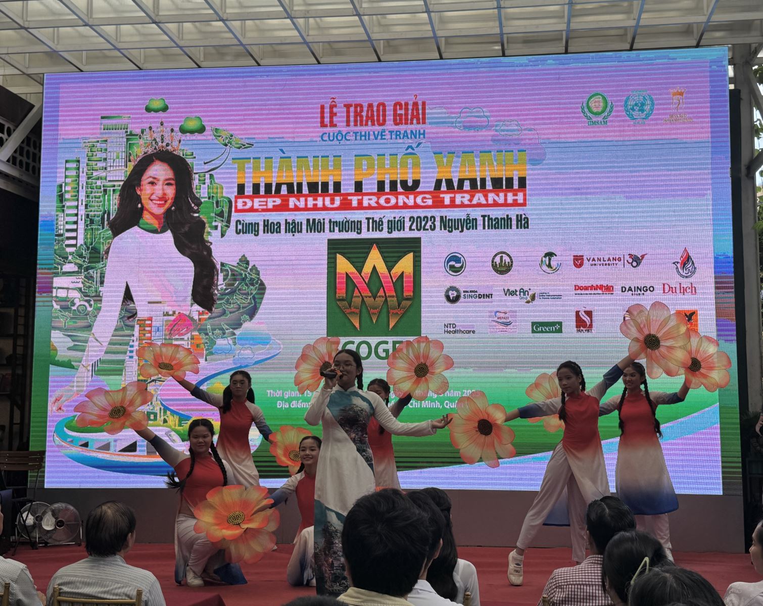 TP Hồ Chí Minh: Trao giải cuộc thi vẽ tranh 'Thành phố xanh - Đẹp như trong tranh' - Ảnh 1.