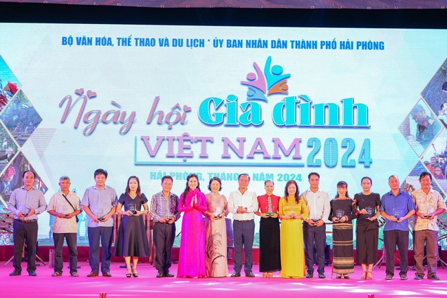 Ngày hội Gia đình Việt Nam năm 2025: Lan tỏa giá trị truyền thống tốt đẹp của gia đình - Ảnh 1.