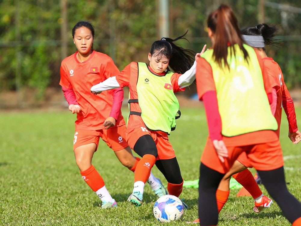 Giải vô địch U19 nữ Đông Nam Á 2025: Đội tuyển U19 nữ Việt Nam hoàn thiện những mảnh ghép cuối cùng - Ảnh 1.