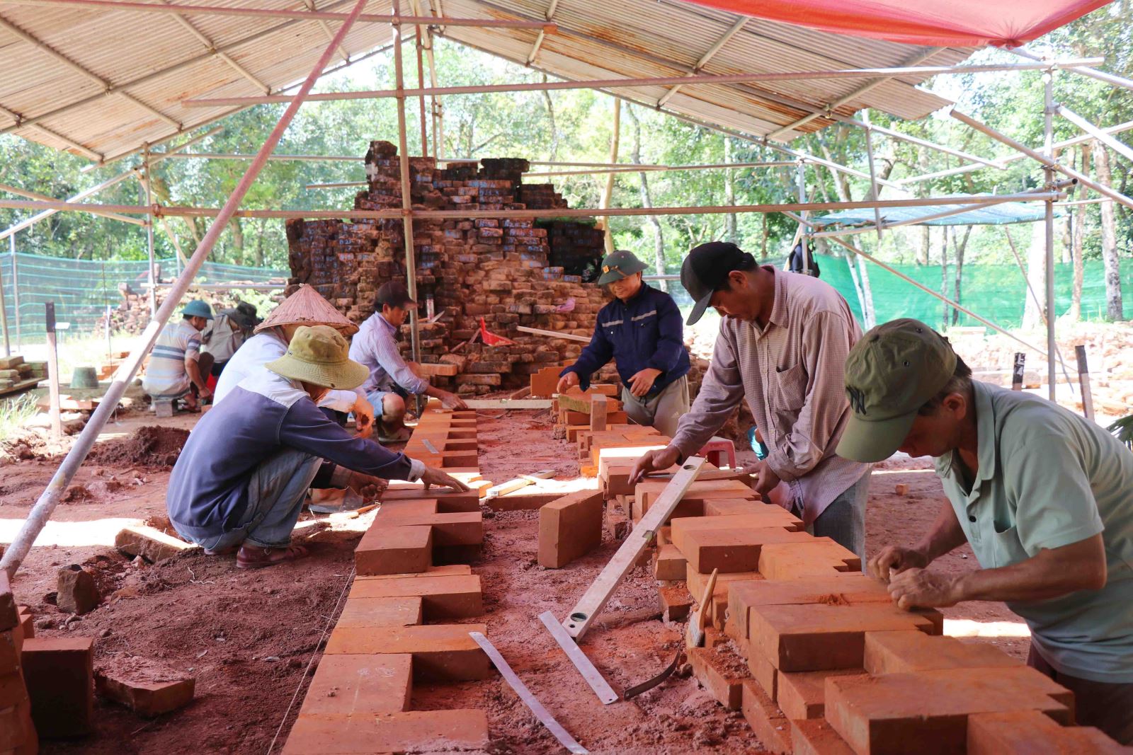 Những phát hiện mới trong quá trình khai quật tại Khu đền tháp Mỹ Sơn - Ảnh 6.