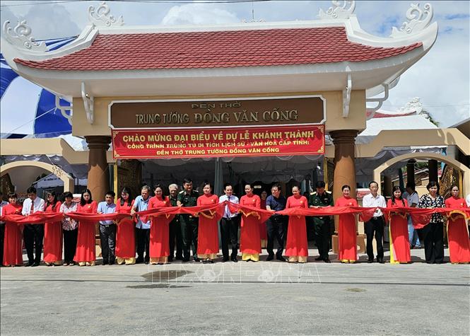 Bảo tồn di tích lịch sử - văn hóa gắn với phát triển du lịch bền vững - Ảnh 1.
