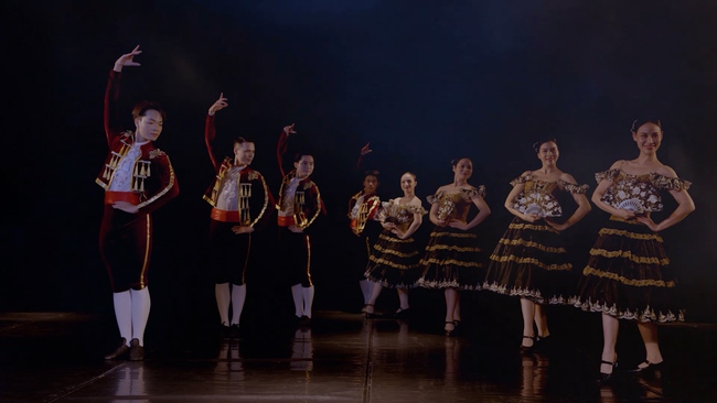 Don Quixote – Kiệt tác ballet kinh điển lần đầu tiên ra mắt khán giả Việt Nam - Ảnh 2.