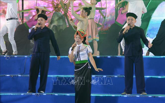 Mang sắc màu văn hóa Sơn La đến thành phố biển Đà Nẵng - Ảnh 1.