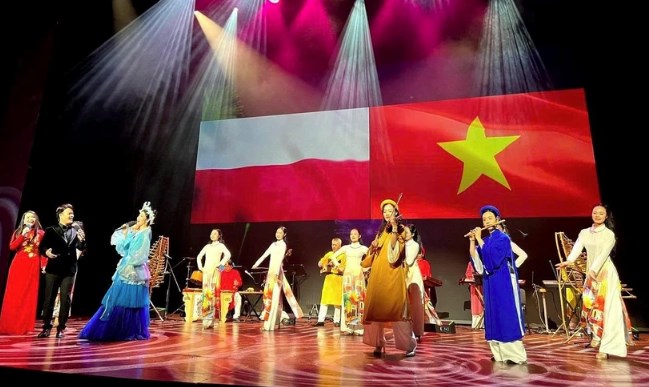 Văn hóa Việt Nam hiện diện đậm nét giữa Bảo tàng châu Á - Thái Bình Dương - Ảnh 1.
