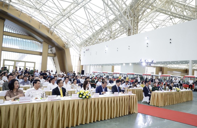 Trung tâm Triển lãm Việt Nam là biểu tượng cho tinh thần đổi mới, phát triển và khát vọng vươn lên trong kỷ nguyên mới - Ảnh 1.