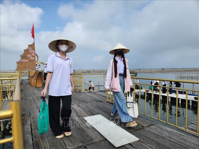 Huế và hành trình đánh thức tiềm năng du lịch xanh đầm phá - Ảnh 5.