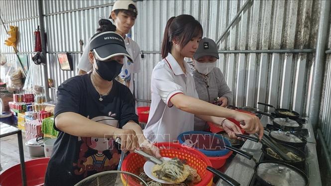 Huế và hành trình đánh thức tiềm năng du lịch xanh đầm phá - Ảnh 2.