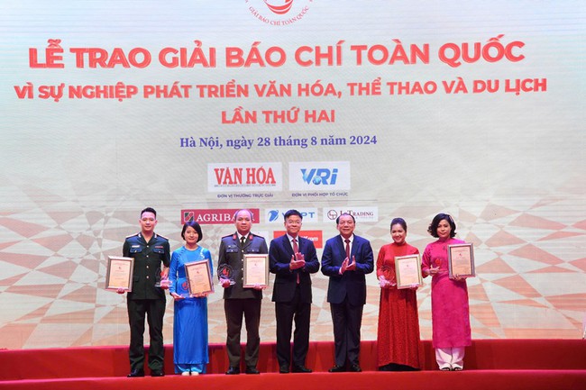 Đổi tên gọi Giải Báo chí toàn quốc "Vì sự nghiệp phát triển Văn hoá, Thể thao và Du lịch" - Ảnh 1.