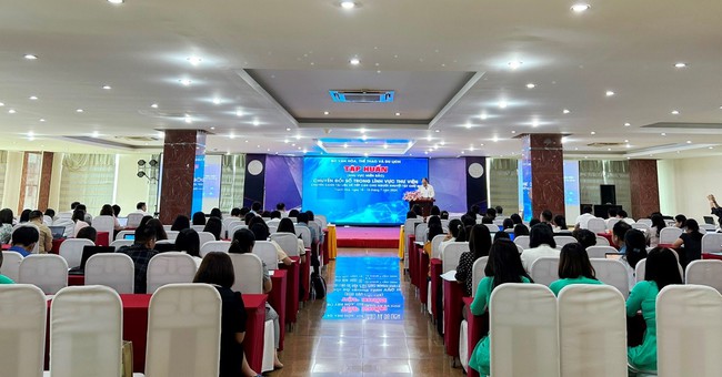 Sơ kết "Chương trình chuyển đổi số ngành thư viện đến năm 2025, định hướng đến năm 2030" - Ảnh 1.