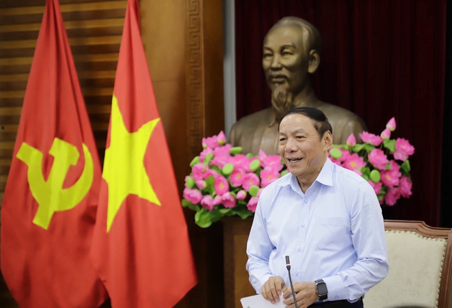 Bộ trưởng Nguyễn Văn Hùng: Sớm "Vẽ lại bản đồ du lịch Việt Nam", đưa du lịch trở thành ngành kinh tế truyền cảm hứng - Ảnh 3.