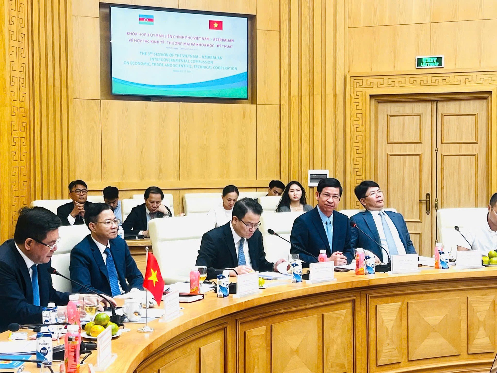 Việt Nam - Azerbaijan: Ưu tiên đẩy mạnh hợp tác văn hoá, thể thao và du lịch - Ảnh 1.