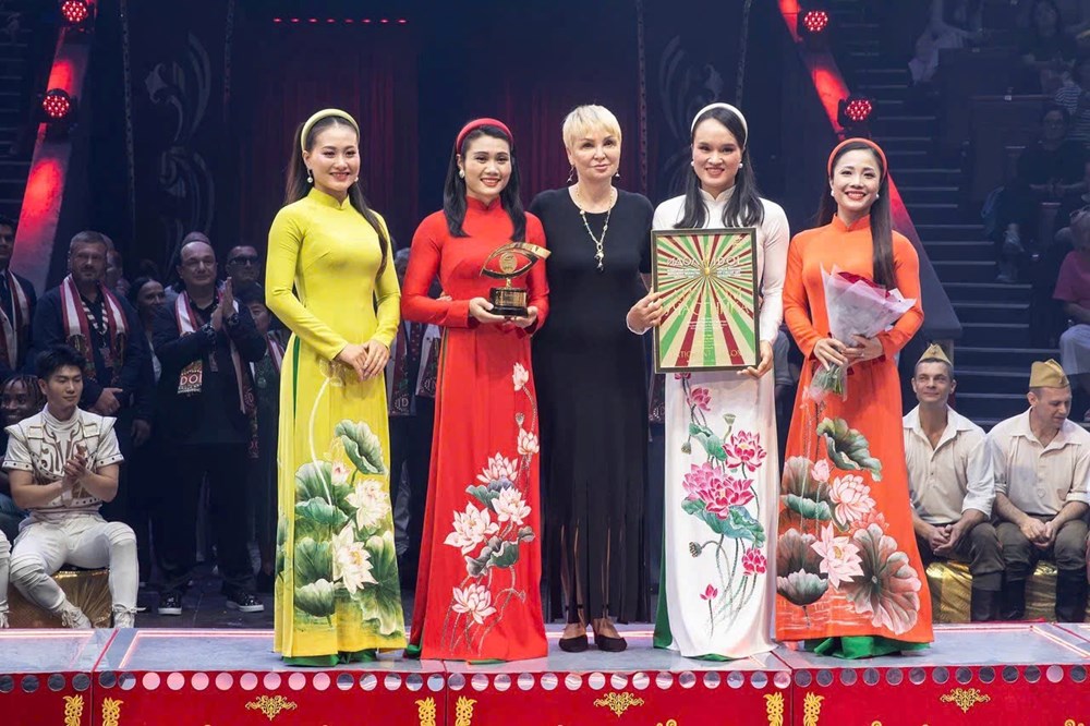 Xiếc Việt tỏa sáng tại hai liên hoan xiếc quốc tế - Ảnh 2.