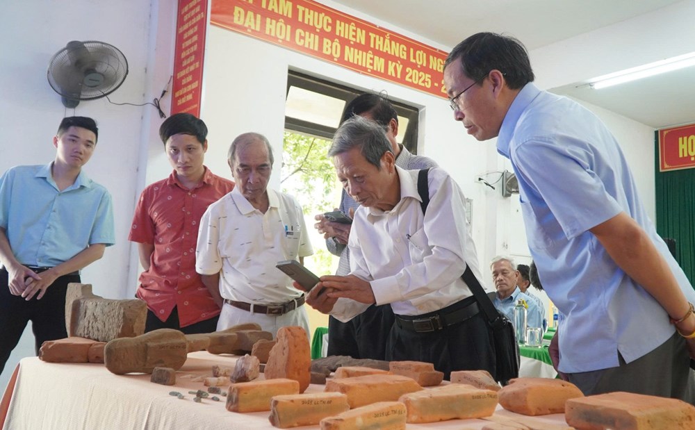 Thống nhất tiếp tục khảo cổ di tích Chăm nghìn năm tuổi ở Huế - Ảnh 2.
