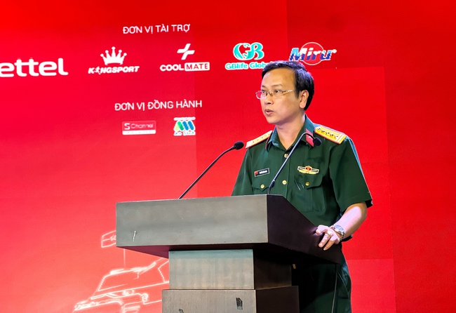 "Dưới ngọn cờ vinh quang": Tôn vinh những giá trị cao cả của Bộ đội Cụ Hồ - Ảnh 1.