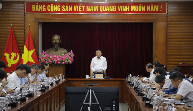 Bộ trưởng Nguyễn Văn Hùng chủ trì cuộc họp tập thể lãnh đạo Bộ VHTTDL về việc quán triệt, triển khai một số nhiệm vụ trọng tâm thời gian tới - Ảnh 1.