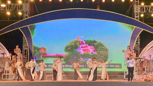 Lào Cai tham gia Hội thi Tuyên truyền lưu động toàn quốc kỷ niệm 80 năm Cách mạng Tháng Tám và Quốc khánh 2/9 - Ảnh 2.