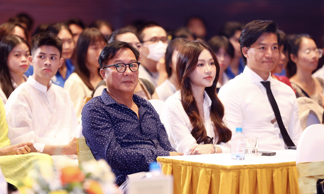 "Huyền thoại Dạ Trạch" - Kể chuyện sử thi dân tộc bằng ngôn ngữ điện ảnh - Ảnh 3.