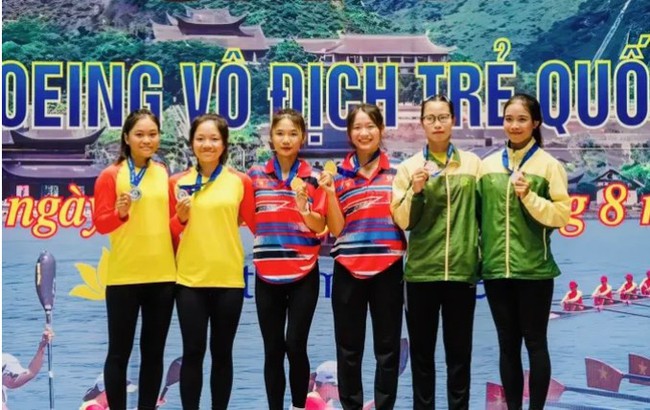 Khởi tranh Giải Đua thuyền Truyền thống vô địch quốc gia năm 2025 tại TP.HCM - Ảnh 2.