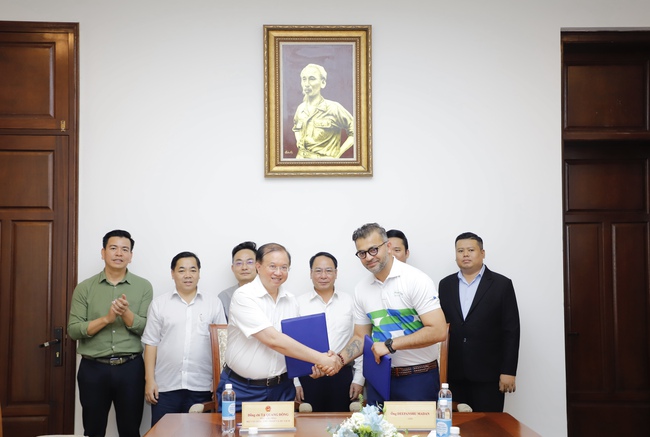Bộ VHTTDL và Pharmacity ký kết Biên bản ghi nhớ, hợp tác triển khai chuỗi hoạt động chăm sóc sức khỏe cộng đồng nhân dịp Đại lễ kỷ niệm 80 năm Cách mạng Tháng Tám và Quốc khánh 2/9 - Ảnh 5.