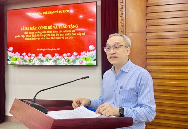 Ra mắt Cẩm nang hướng dẫn thực hiện các nhiệm vụ phân cấp, phân định thẩm quyền cho UBND cấp xã trong lĩnh vực văn hóa, thể thao và du lịch  - Ảnh 2.