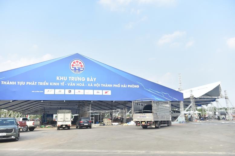 Phó Thủ tướng: Tập trung nhân lực, tăng tốc thi công gian hàng Triển lãm thành tựu Đất nước dịp 80 năm Quốc khánh - Ảnh 5.
