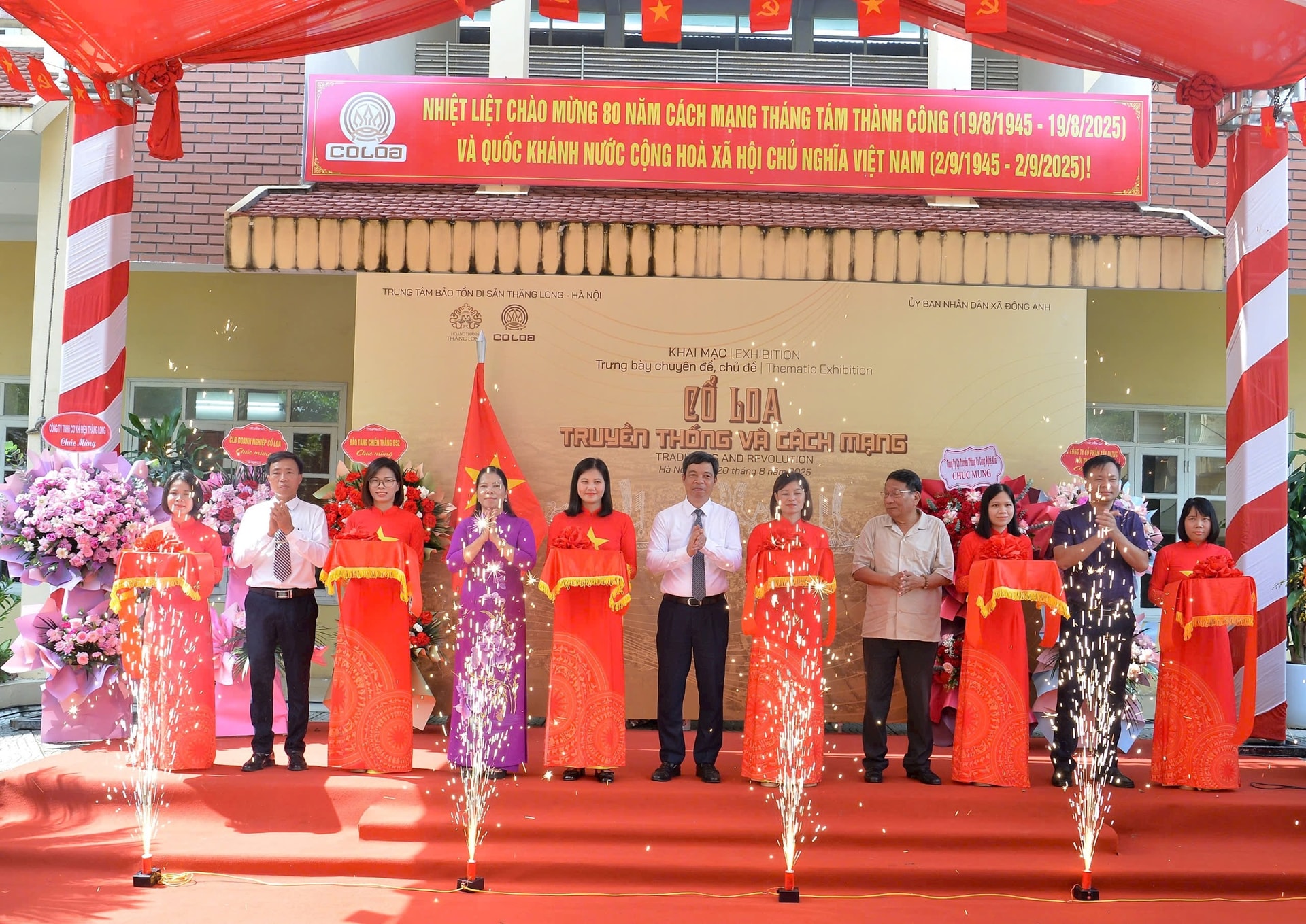 Hà Nội: Trưng bày hơn 100 hình ảnh, tư liệu về “Cổ Loa - Truyền thống và cách mạng” - Ảnh 1.