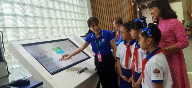 TP Hồ Chí Minh: Ứng dụng công nghệ số hướng tới hình thành mạng lưới thư viện hiện đại - Ảnh 1.