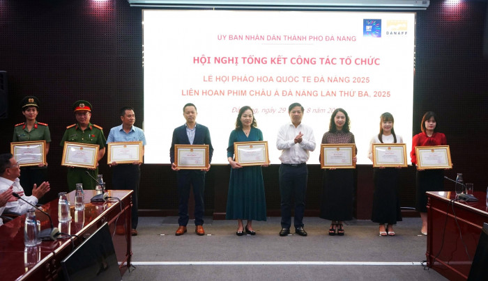 Đà Nẵng tiếp tục nâng tầm sự kiện lễ hội pháo hoa và liên hoan phim thường niên - Ảnh 2.