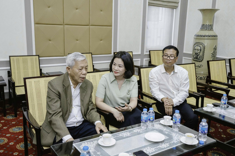 Tác phẩm sơn mài khổ lớn "Bác Hồ đọc Tuyên ngôn Độc lập" xác lập kỷ lục Guinness thế giới - Ảnh 11.