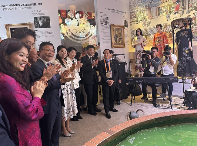 Nhà Triển lãm Việt Nam tại EXPO 2025 là nơi hội tụ tinh hoa văn hóa, trí tuệ và khát vọng vươn lên của dân tộc Việt Nam - Ảnh 1.
