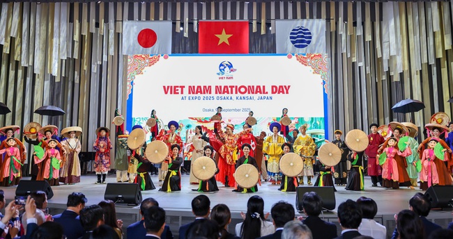 Ấn tượng Ngày Quốc gia Việt Nam tại EXPO 2025 - Ảnh 1.
