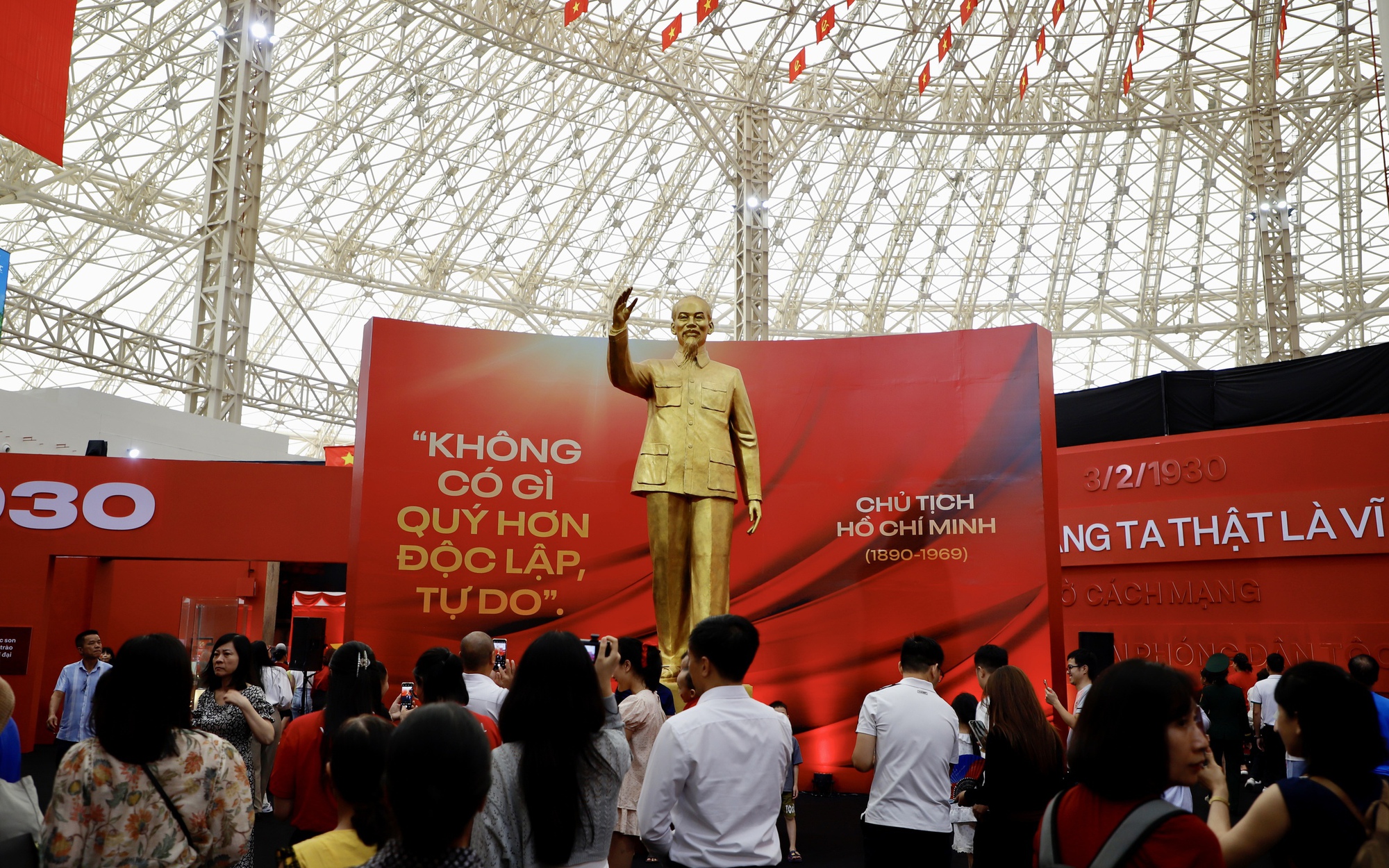 Chuẩn bị tổ chức Lễ bế mạc Triển lãm thành tựu Đất nước nhân dịp kỷ niệm 80 năm Ngày Quốc khánh