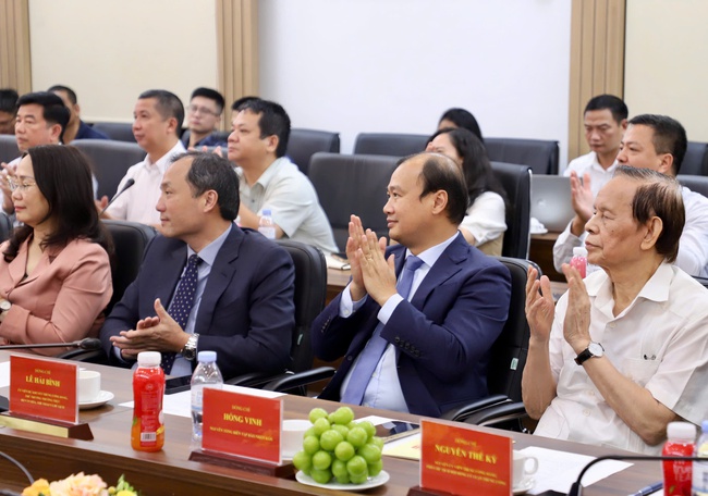 Tổng B&iacute; thư T&ocirc; L&acirc;m dự lễ ra mắt Trang th&ocirc;ng tin điện tử "Đảng Cộng sản Việt Nam - Đại hội XIV" - Ảnh 8.