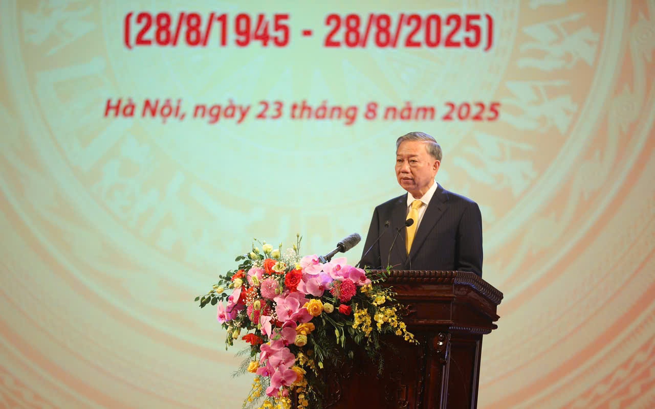 Tổng B&iacute; thư T&ocirc; L&acirc;m giao 10 nhiệm vụ quan trọng cho Ng&agrave;nh Văn h&oacute;a