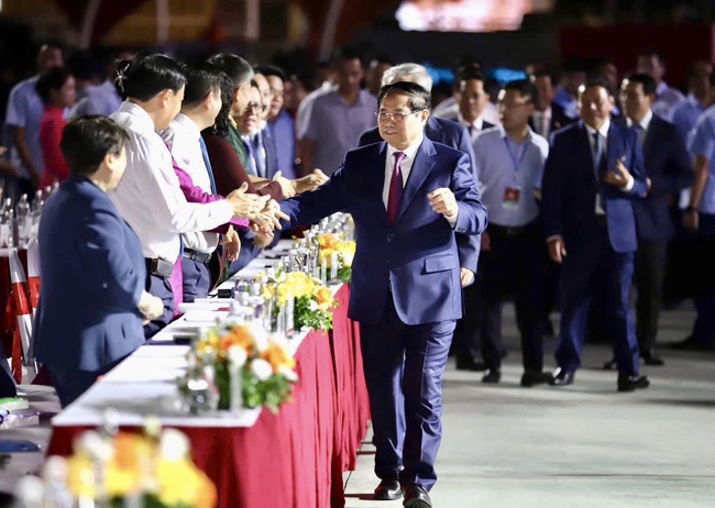 Thủ tướng Chính phủ dự Lễ Bế mạc Triển lãm "80 năm Hành trình Độc lập - Tự do - Hạnh phúc" - Ảnh 1.