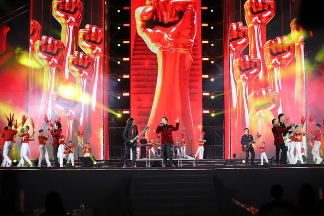 Concert "Tôi yêu Tổ quốc tôi": Khơi dậy niềm tự hào, tình yêu quê hương đất nước trong trái tim mỗi người Việt Nam - Ảnh 3.