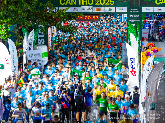 Herbalife Việt Nam khuyến khích lối sống năng động thông qua hoạt động đồng hành cùng giải chạy VnExpress Marathon Cần Thơ 2025 - Ảnh 1.