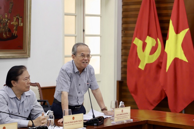 Thứ trưởng Thường trực Lê Hải Bình chủ trì Tọa đàm xây dựng dự thảo Nghị quyết của Bộ Chính trị về Chấn hưng và phát triển văn hóa Việt Nam trong kỷ nguyên mới - Ảnh 4.