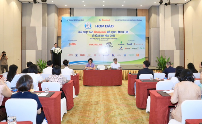 Hơn 3.000 vận động viên, cán bộ tham dự Chung kết Giải chạy Báo Hànộimới mở rộng lần thứ 50 - Vì hòa bình năm 2025 - Ảnh 2.
