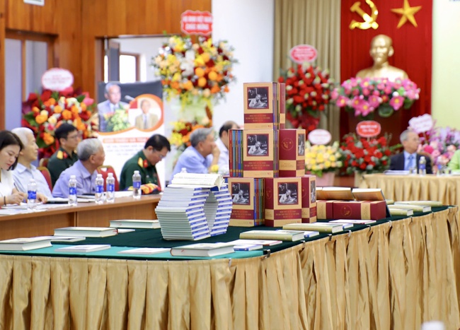 Thứ trưởng Thường trực L&ecirc; Hải B&igrave;nh: X&acirc;y dựng một nền văn h&oacute;a Việt Nam rực rỡ, xứng tầm với kỷ nguy&ecirc;n mới - Ảnh 7.